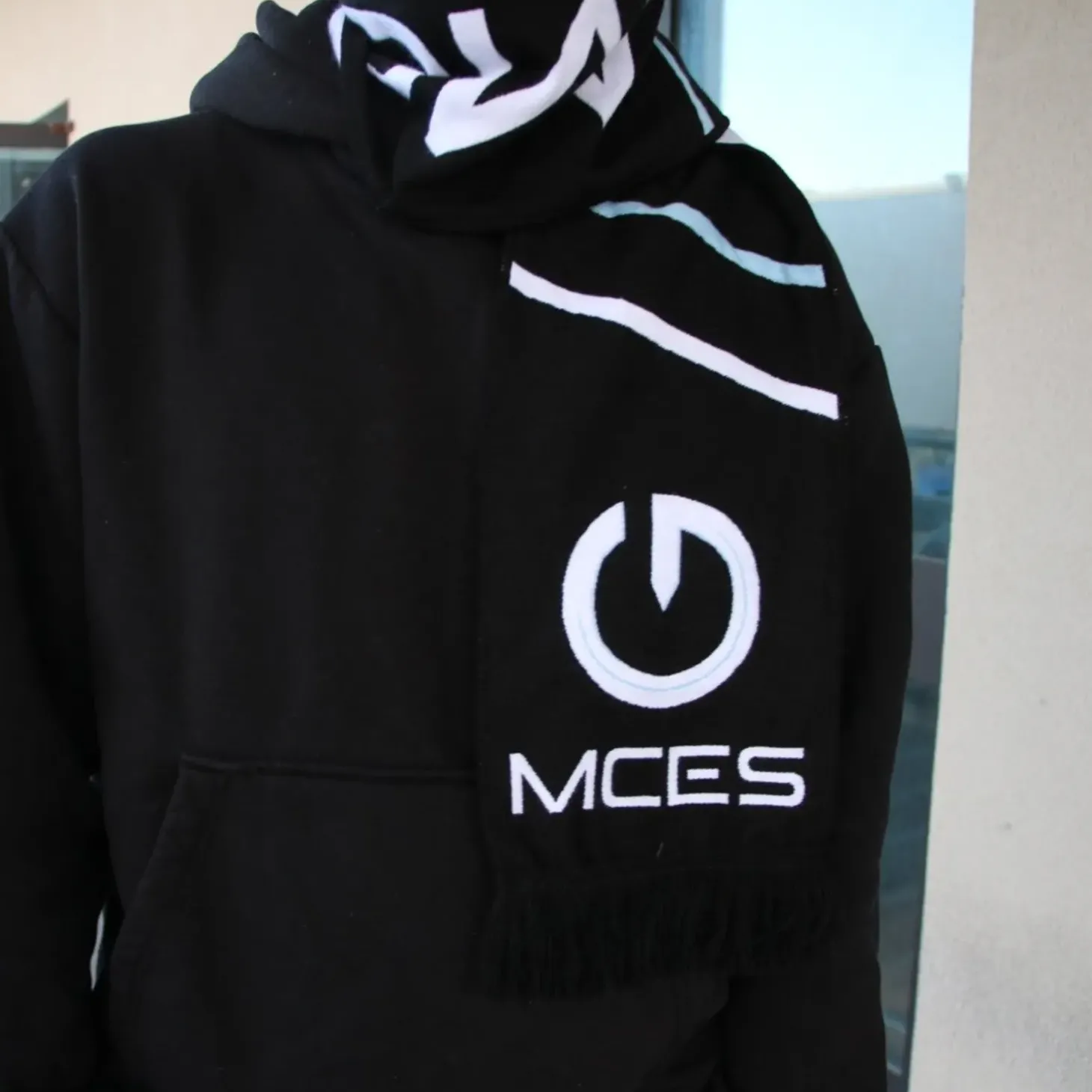 MCES Écharpe
